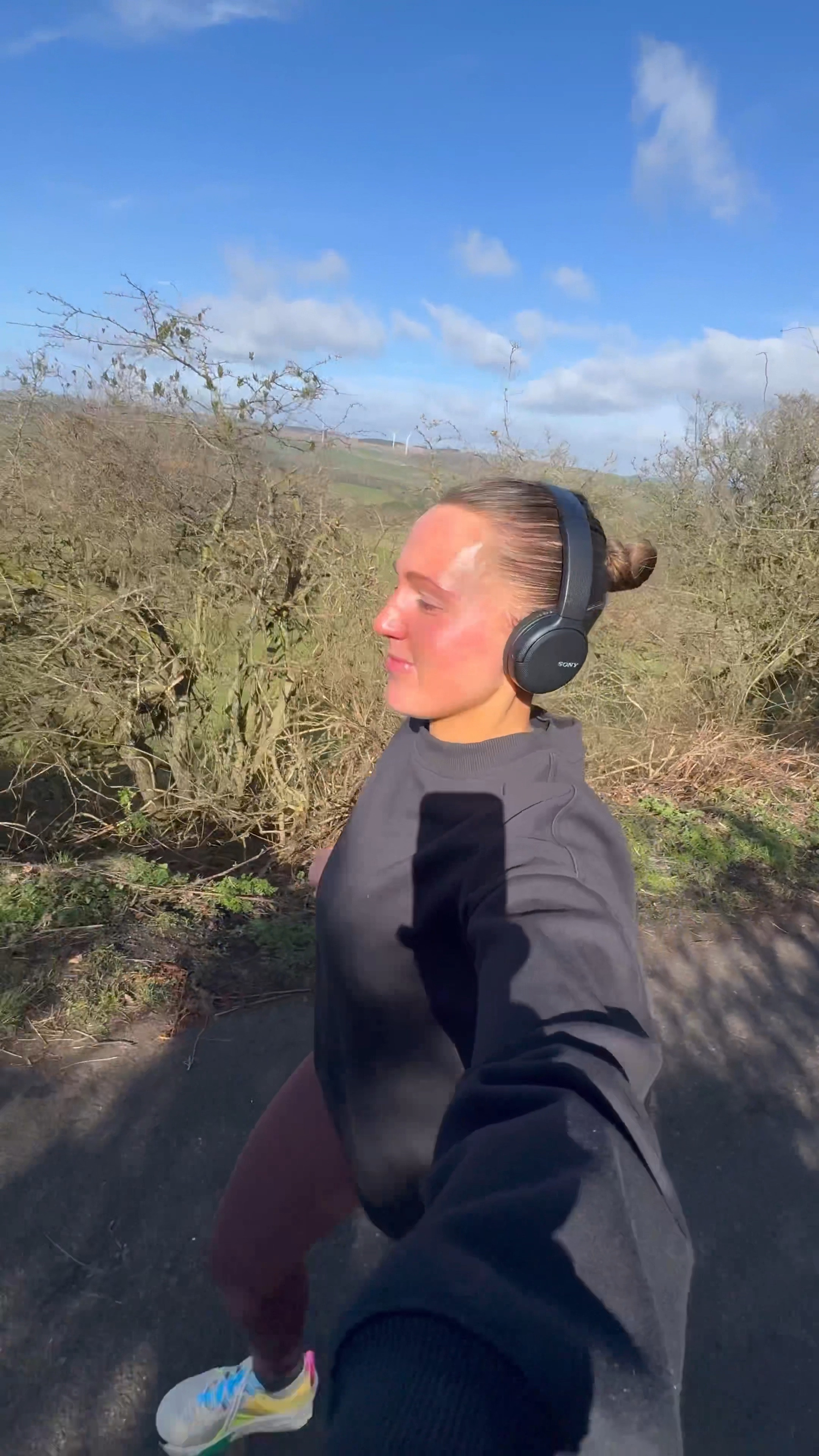 Leggings, size DOWN! They come up big. I’m usually a 12 and I wear a 10 

Sweatshirt is Zara ❤️

#LTKmidsize #LTKstyletip #LTKfitness