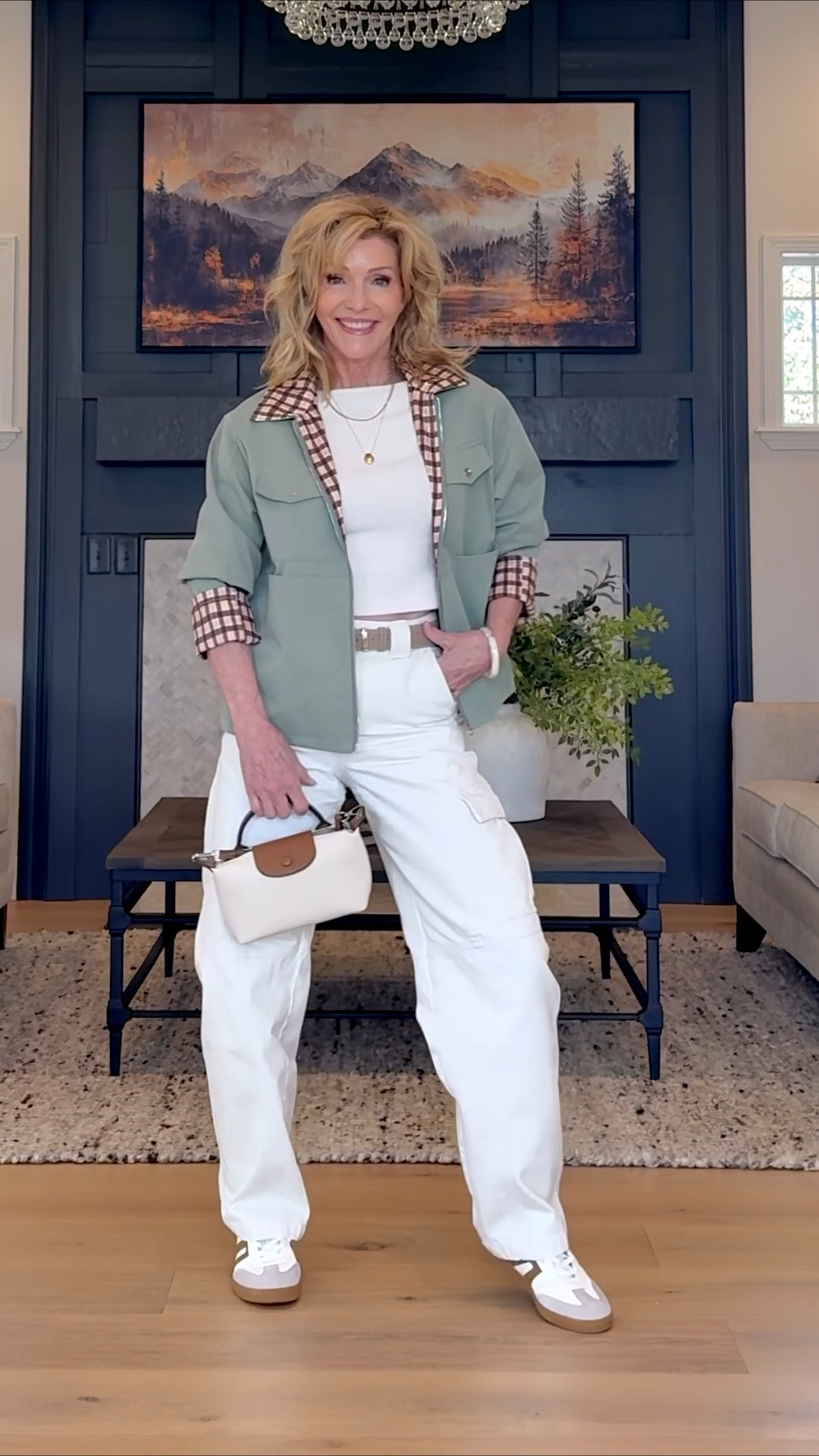 Easy outfit that still looks polished 🤍

I love outfits like this—simple pieces, but styled in a way that feels intentional

The reversible barn jacket @amazon gives you two completely different looks. These creamy white cargos and ribbed top are purchases from a few months ago. Stock is low, so I’ve listed alternatives.

Everything linked below

