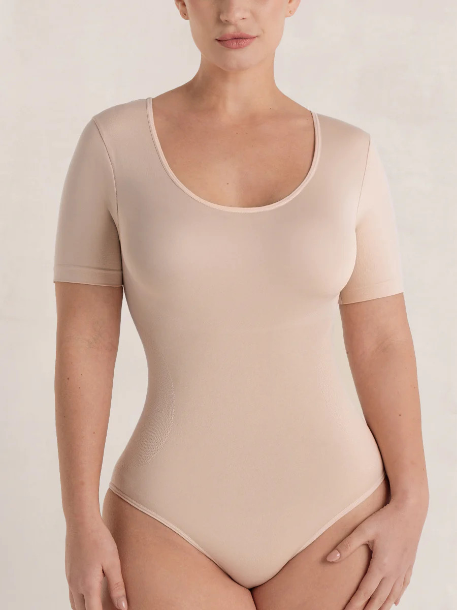 Shapermint Essentials All Day Every Day Short Sleeve Bodysuit | Shapermint