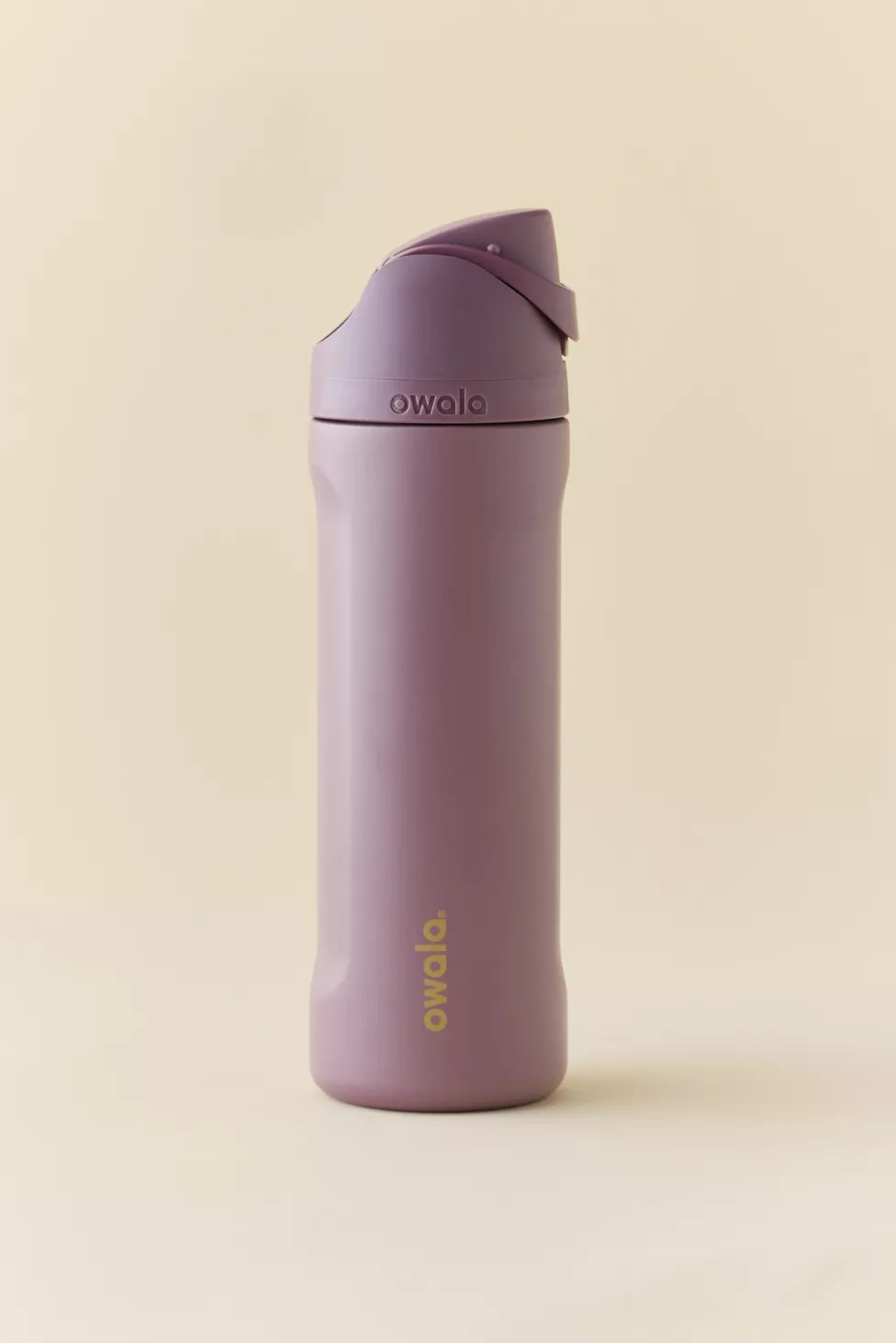 Owala FreeSip 24 oz Water Bottle | Urban Outfitters (US and RoW)