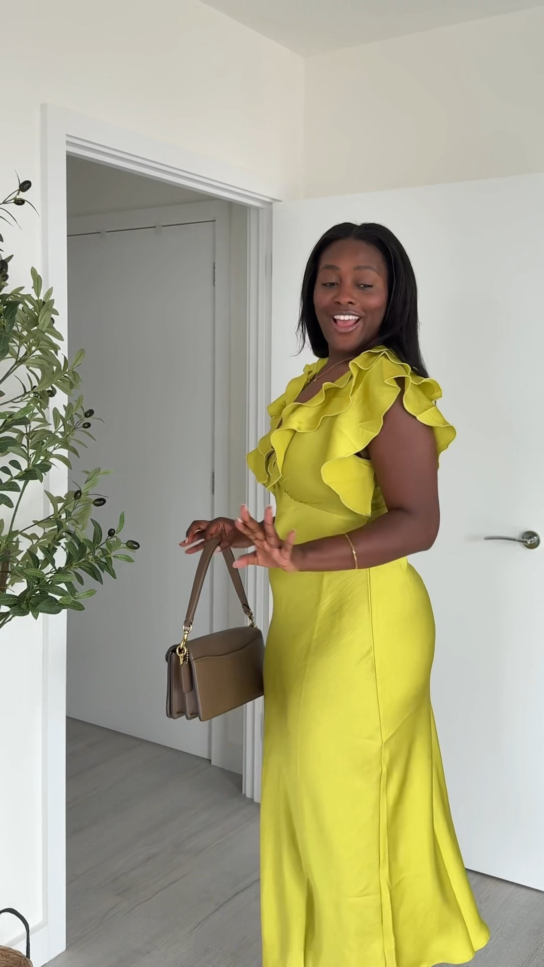 I still don’t know the colour of this dress, but we go together real bad 🤞🏿@Newlook #whattowear #blackgirltiktok #OOTD #summerdress #weddingguestdress #midsizefashion #ad #newlooker 

#LTKuk #LTKcurves #LTKwedding