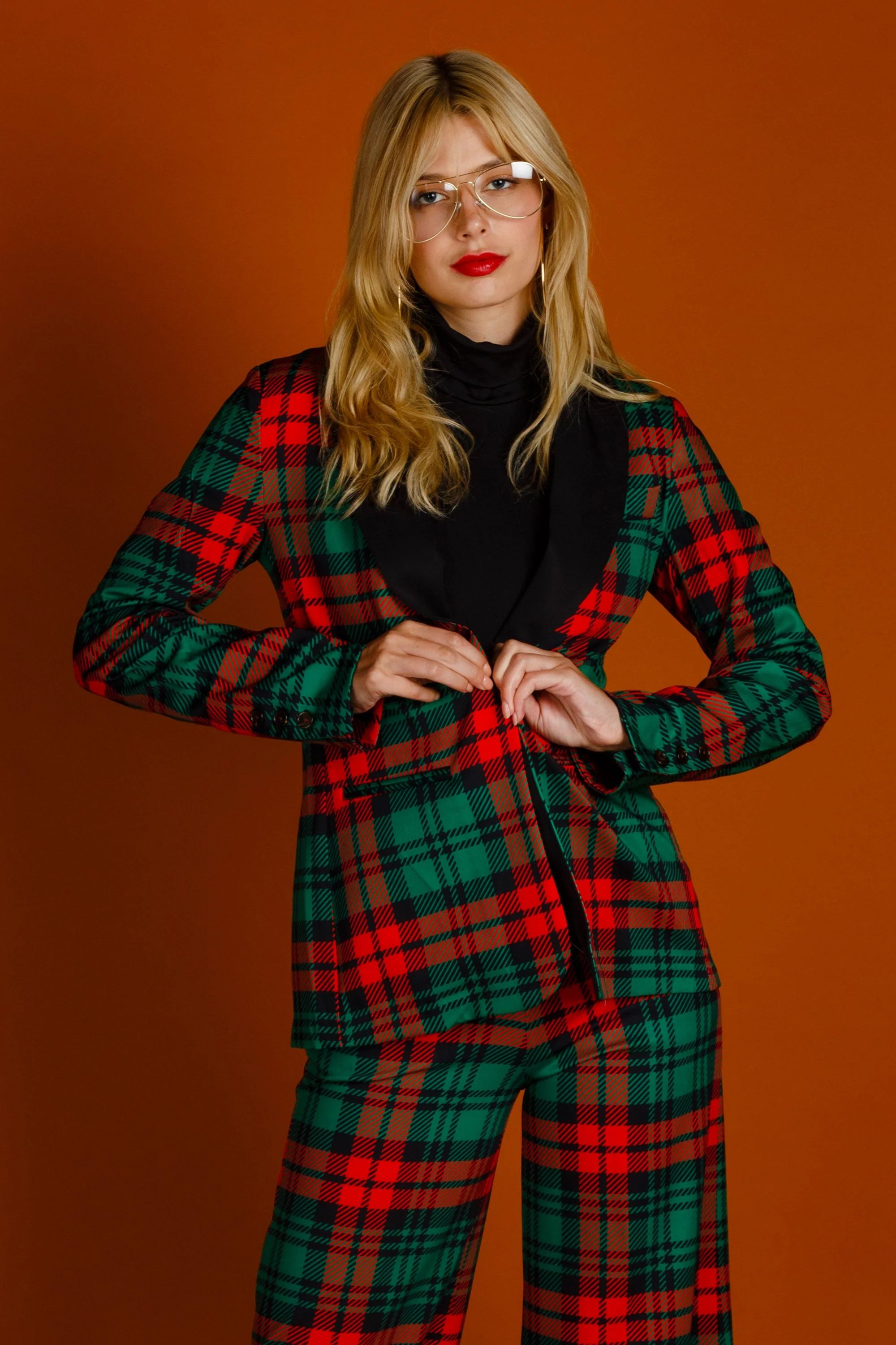 The Lincoln Log Love LadyWomen's Green Plaid Christmas Suit | Shinesty