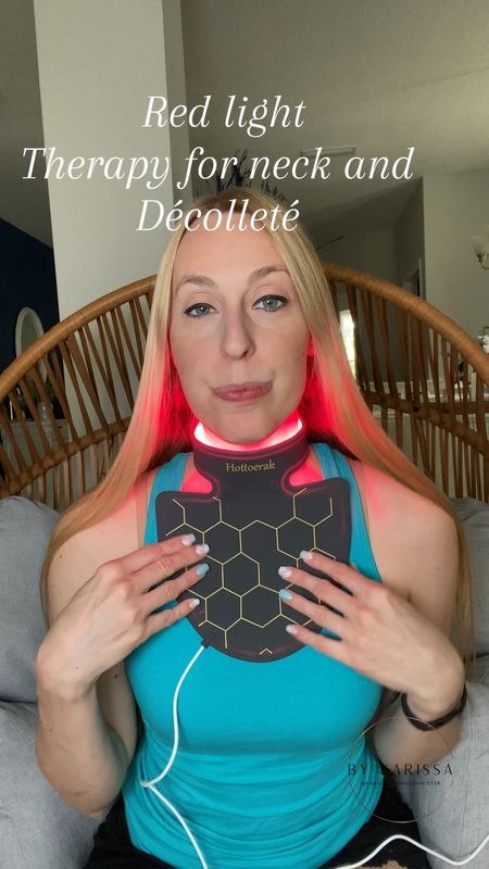 Red light therapy 
❤️ specifically for neck and décolleté 
❤️ three timers and 5 levels of intensity


#LTKFindsUnder100 #LTKVideo #LTKBeauty