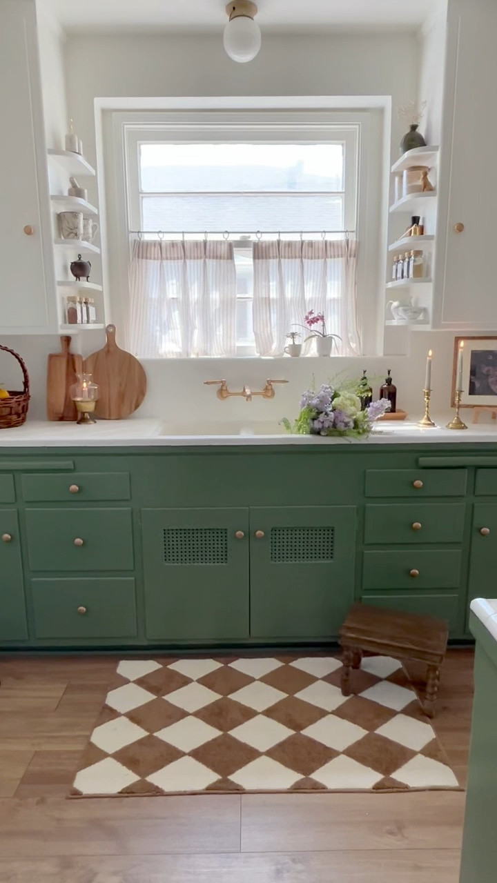 Budget friendly kitchen favorites! 