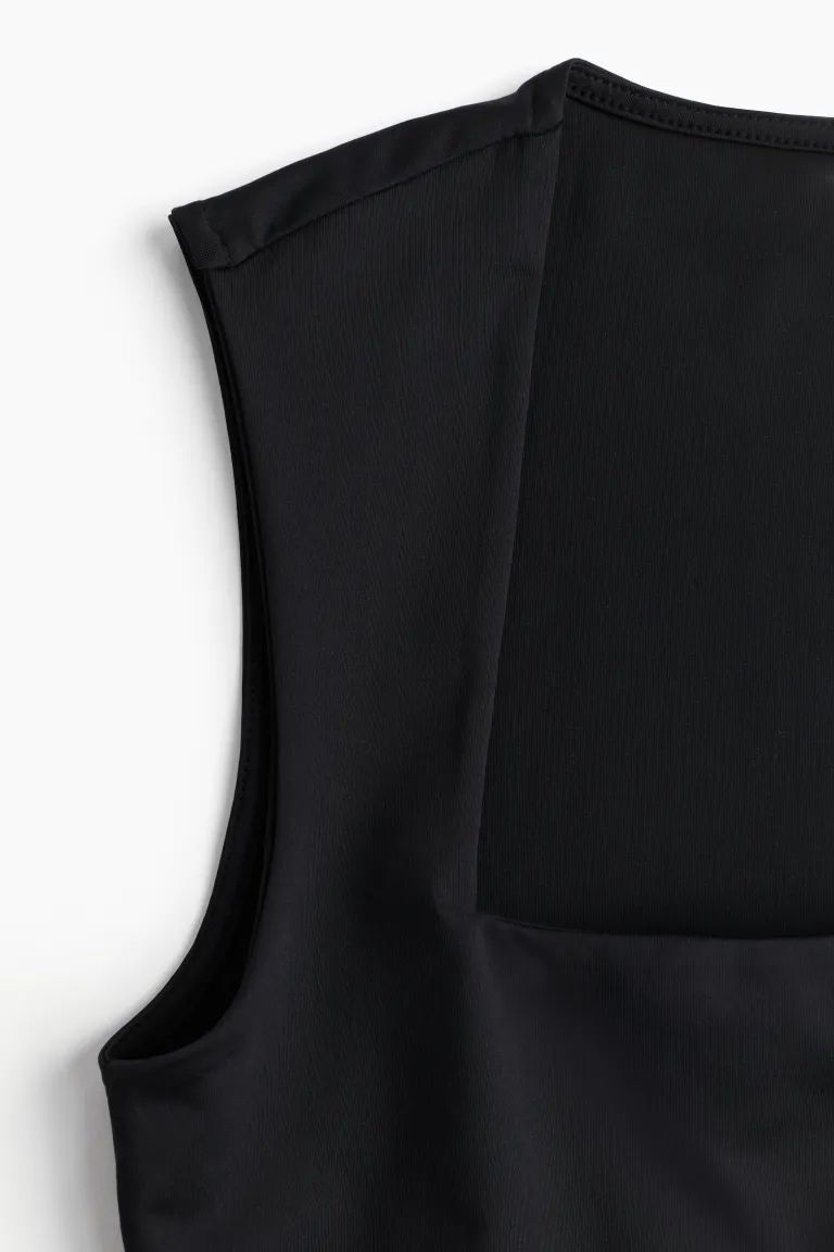 Square-neck jersey top - Black - Ladies | H&M GB | H&M (UK, MY, IN, SG, PH, TW, HK)