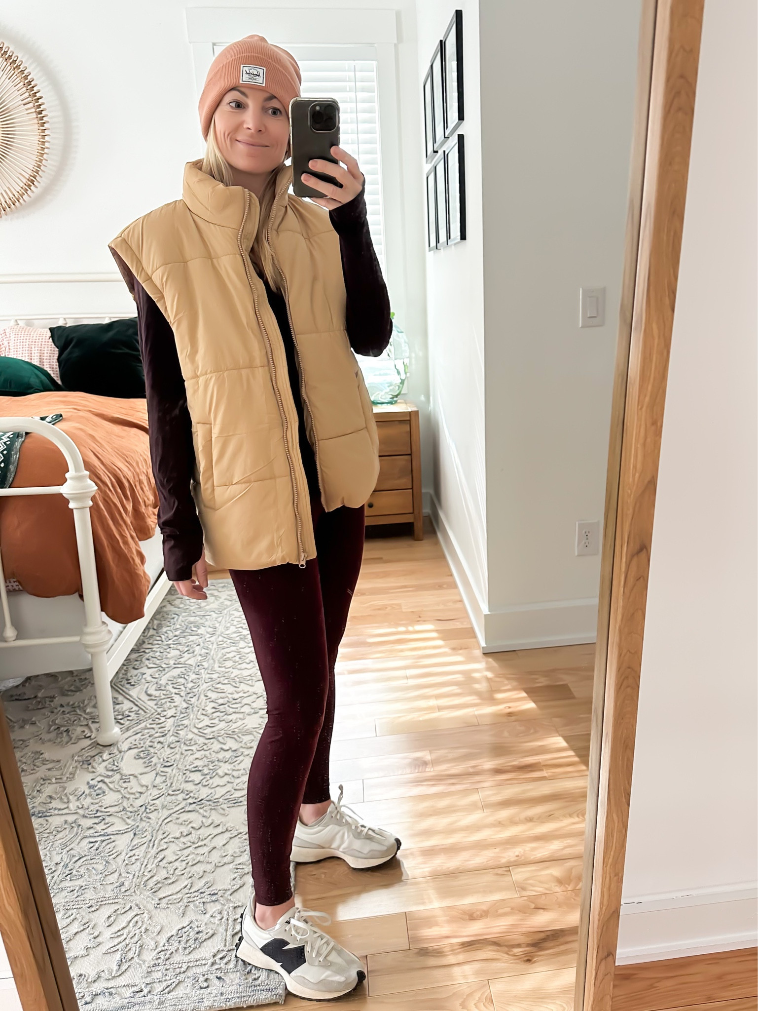 Free People oversized puffer vest dupe! 

Comes in 10 colors + under $35! 

#LTKfitness #LTKfindsunder50