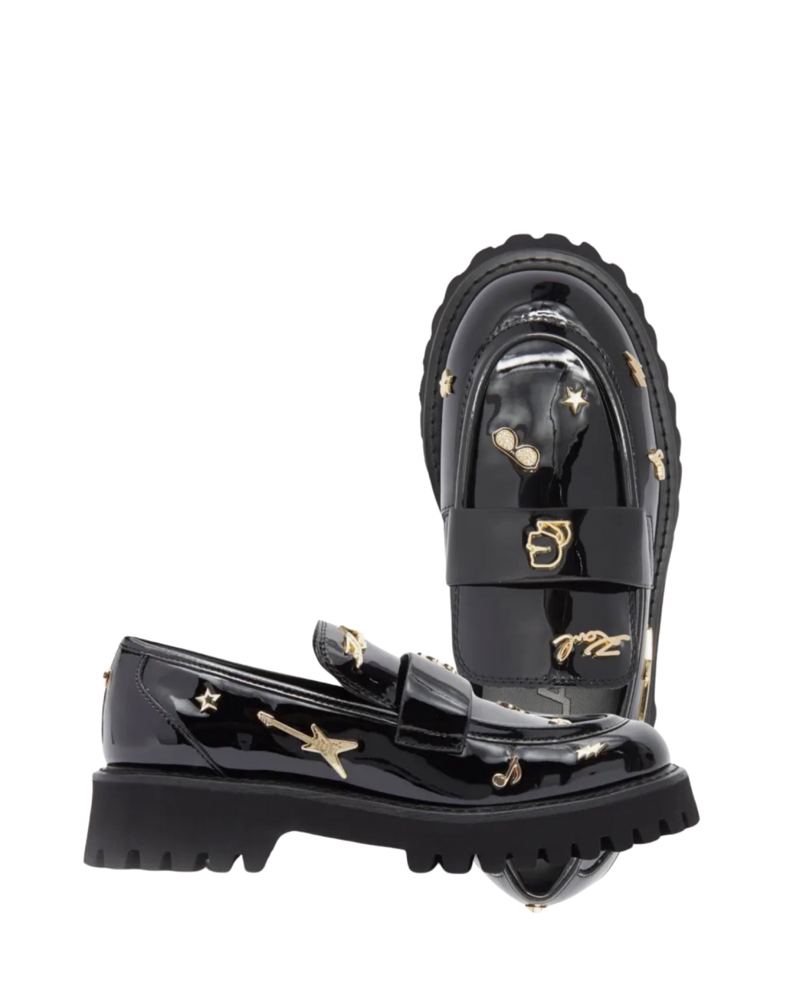 Loving these loafers! So cute right?!  They fit true to size and they’re comfortable🙌🏾

#loafershoes #outfitinspo #winterstyle #whatiwore #midlife #fashionover40 #stylereel #ootd #explorepage #whattowear #LTKShoeCam #whatifound #AmazonFinds #StockingStuffers #GiftsForHer 

#LTKShoeCrush #LTKStyleTip #LTKOver40 #LTKHoliday #LTKGiftGuide