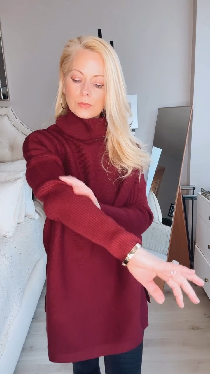 Oversized Burgundy sweater
Leggings 
Ankle boots

Follow my LTK @renaeolivia on the @shop.LTK app to view this post and get my exclusive app-only content!


#LTKOver40 #LTKFindsUnder50 #LTKootd