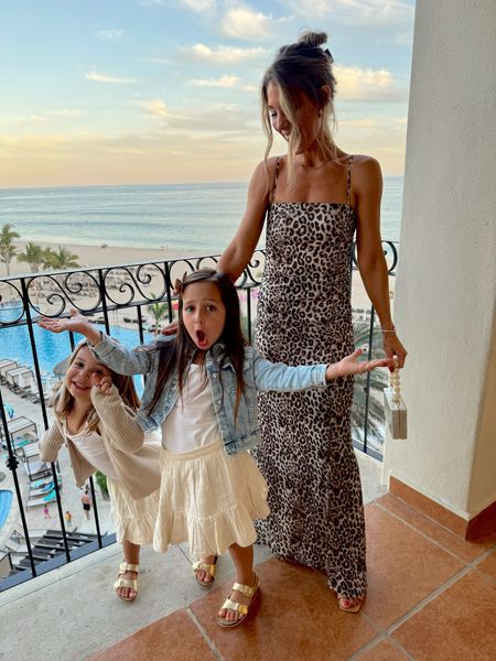 Leopard dress for night 1 and the cutest skirts for the girls! 



#LTKtravel #LTKstyletip #LTKfamily