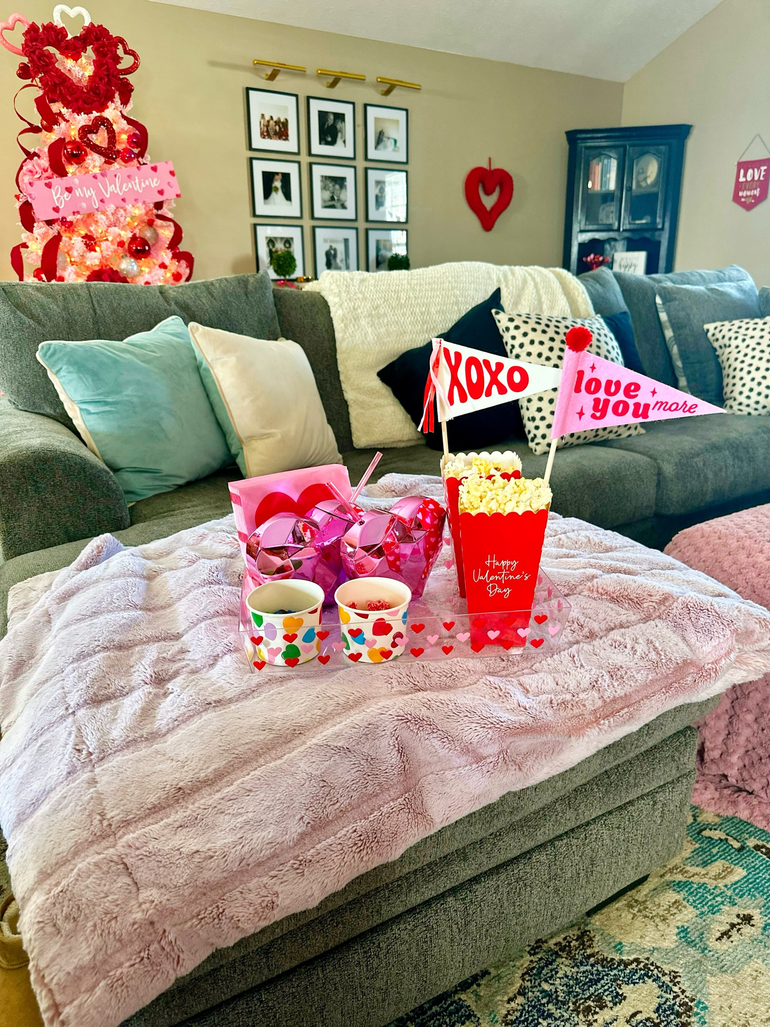 Movie Night Essentials 🍿

#LTKfindsunder50 #LTKfindsunder100 #LTKMostLoved