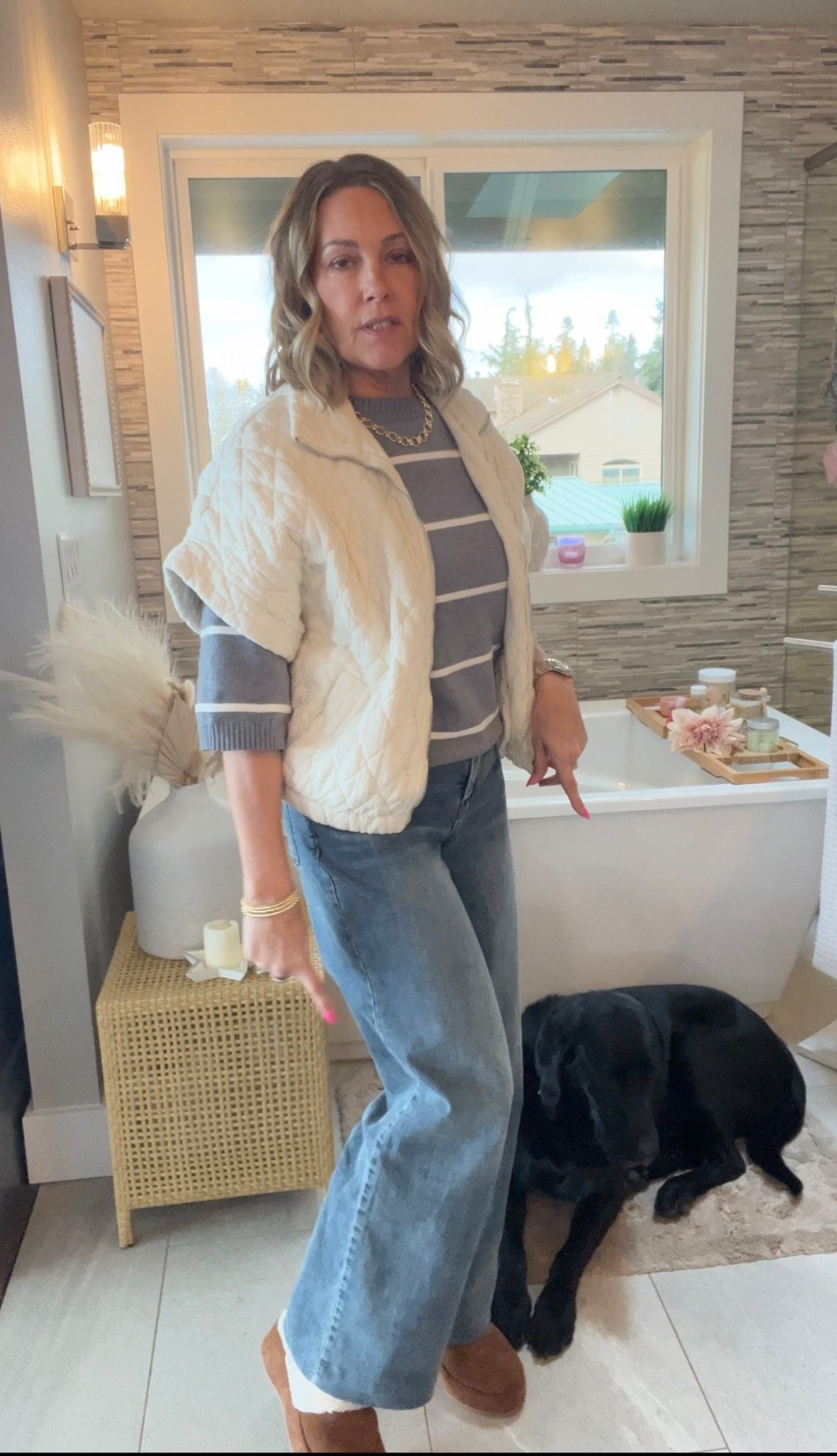 outfit of the day
Running errands ￼

#LTKover40 #LTKActive #LTKfitness