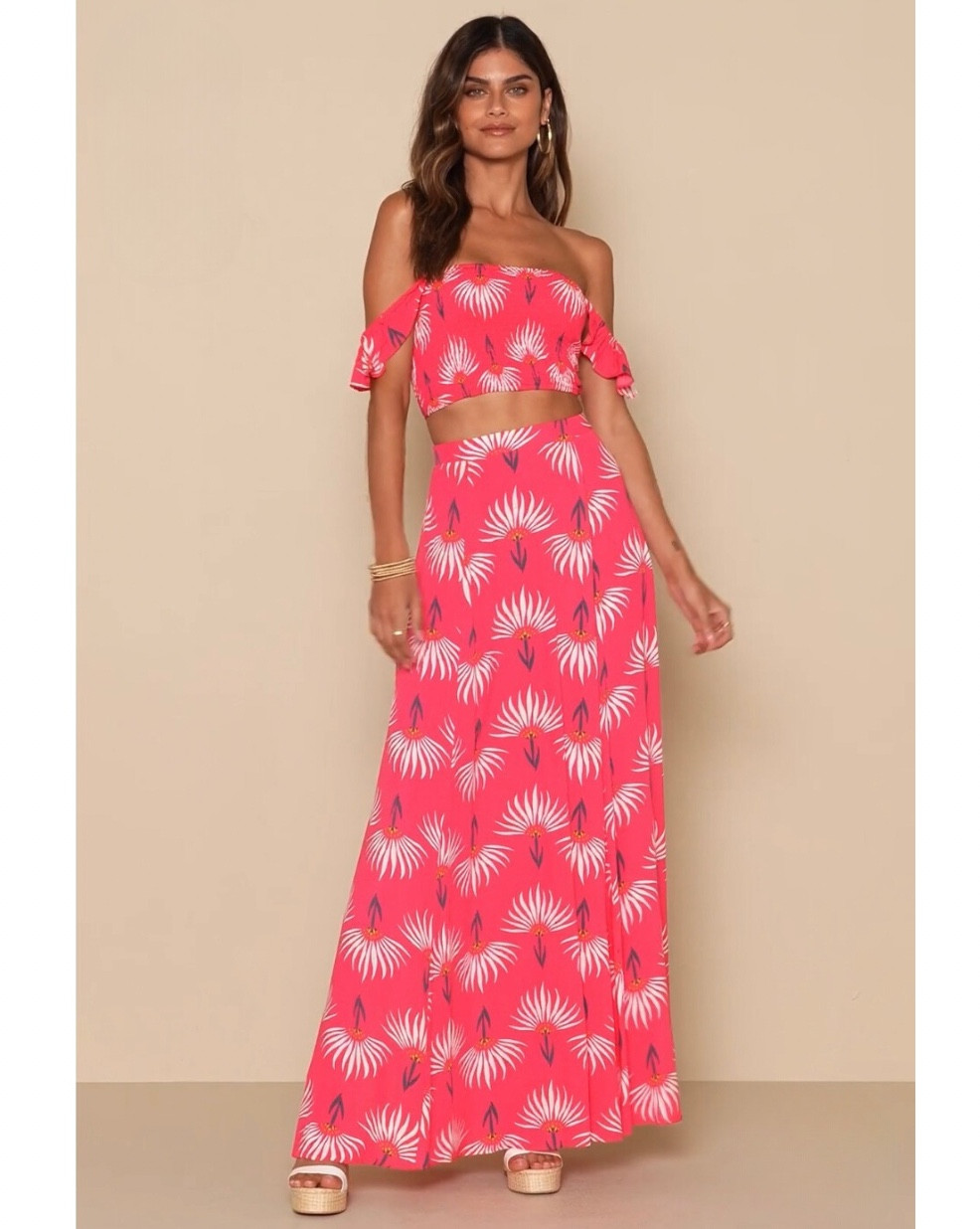 Coral Floral Print Two Piece Maxi Dress
🤍
Super cute 4th of July dress!

#LTKParties #LTKStyleTip #LTKFindsUnder100