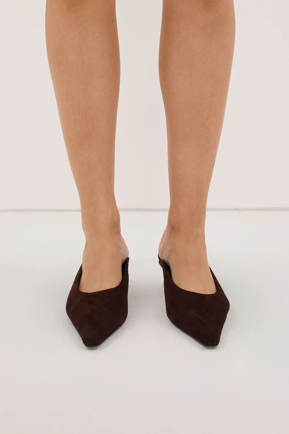 ALIAS MAE GENEVA HEEL CHOC SUEDE | DISSH