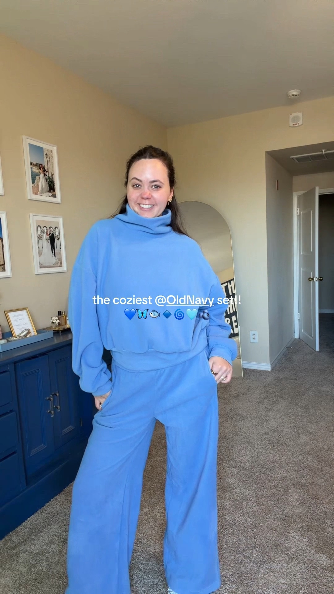 Sold out but similar set linked here!!! I love this cozy old navy outfit!!

#LTKValentine #LTKootd
