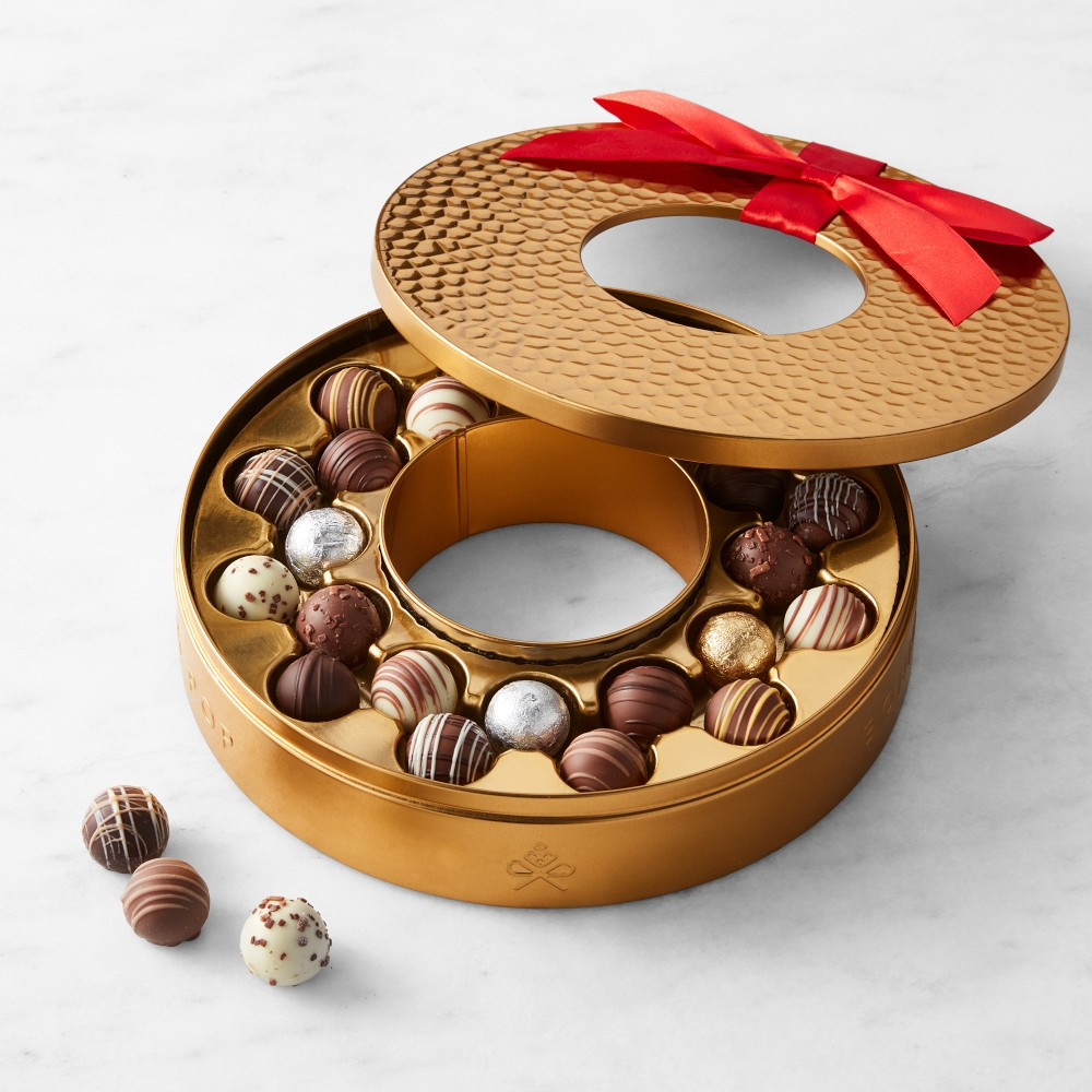 Bonnie &amp; Pop Chocolate Truffle Wreath | Williams-Sonoma