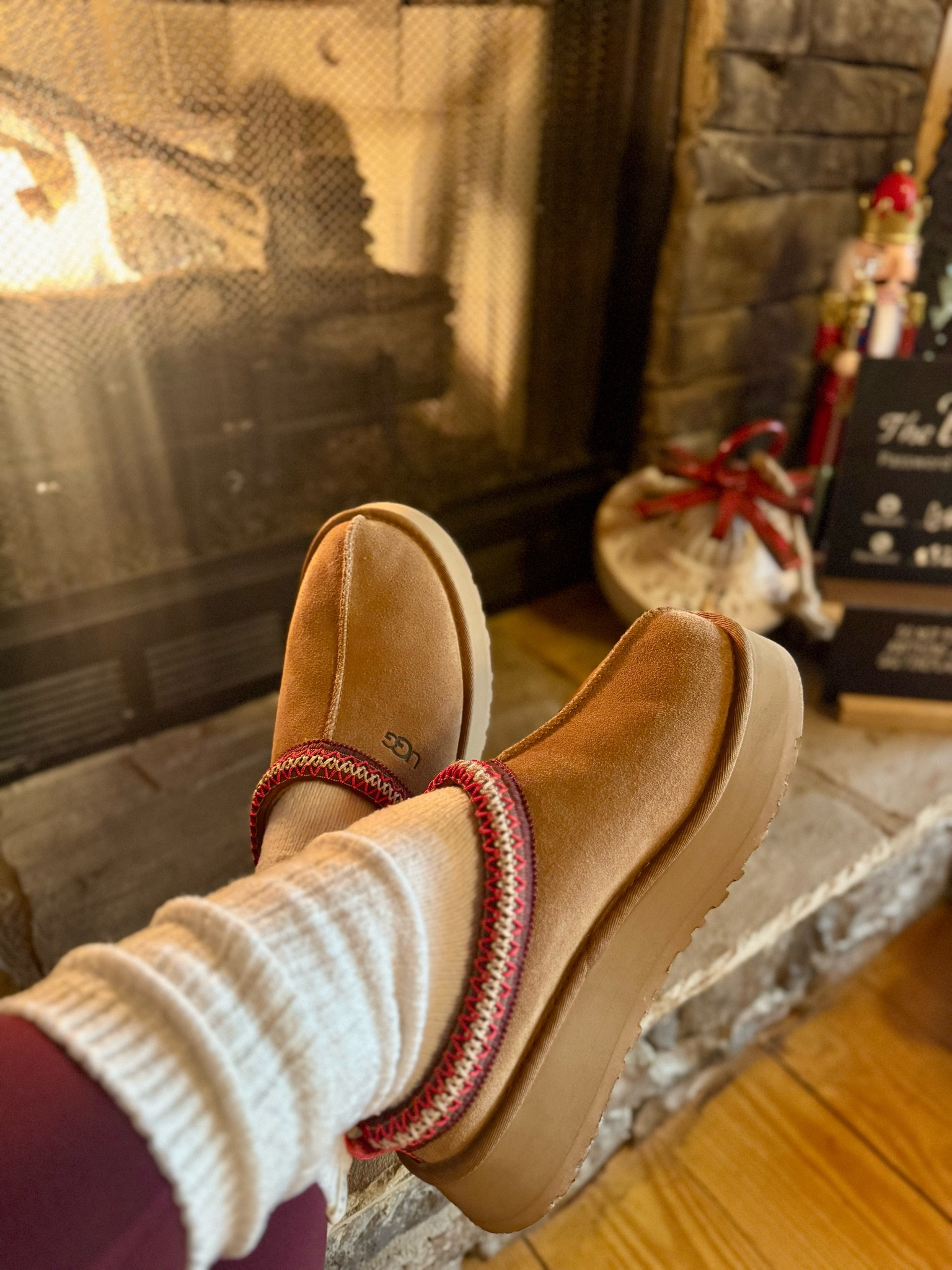 UGG Tazz
Size 9


#LTKSeasonal #LTKGiftGuide #LTKHoliday