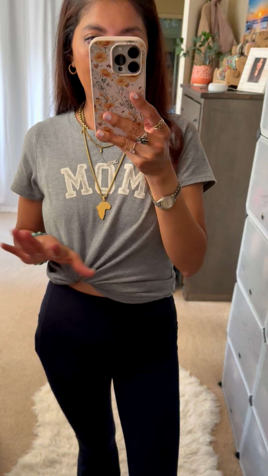 Obsessed with these Yunoga flare leggings 🤍
They’re ultra soft with a high-waisted tummy control fit, no front seam, and side pockets for your phone or keys. Flattering, comfy, and perfect for everyday wear or workouts.
Wearing XS leggings | S sports bra.



Yunoga leggings, flare leggings, high waisted yoga pants, no front seam leggings, camel toe free leggings, tummy control leggings, amazon flare leggings, workout leggings women, yoga leggings with pockets, athleisure outfit, gym leggings, soft leggings

#LTKfitnessgoals #LTKActive #LTKOver40