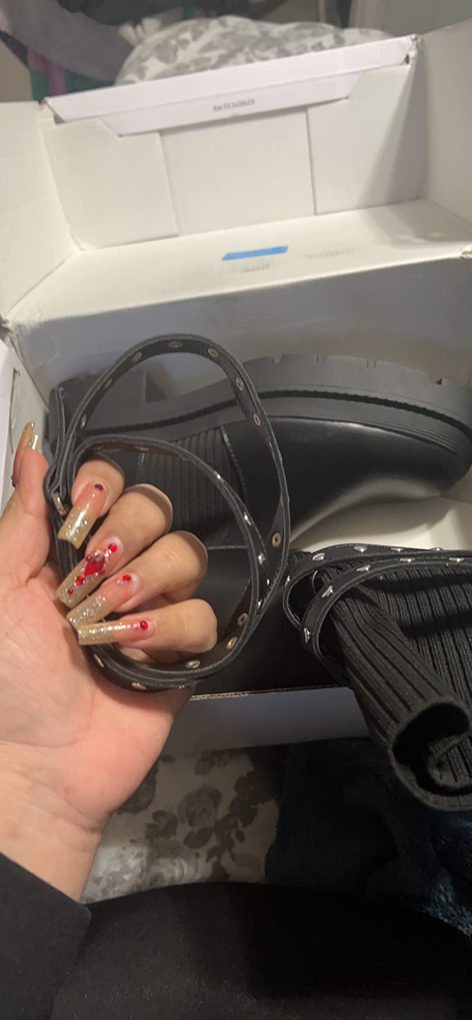 DREAM PAIRS Women's Ankle Boots Lug Sole Chunky Heel Platform Chelsea Booties Elastic Gore Mid Ca... | Amazon (US)