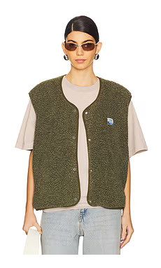 American Vintage Hok Town Sherpa Vest in Varan Chine from Revolve.com | Revolve Clothing (Global)