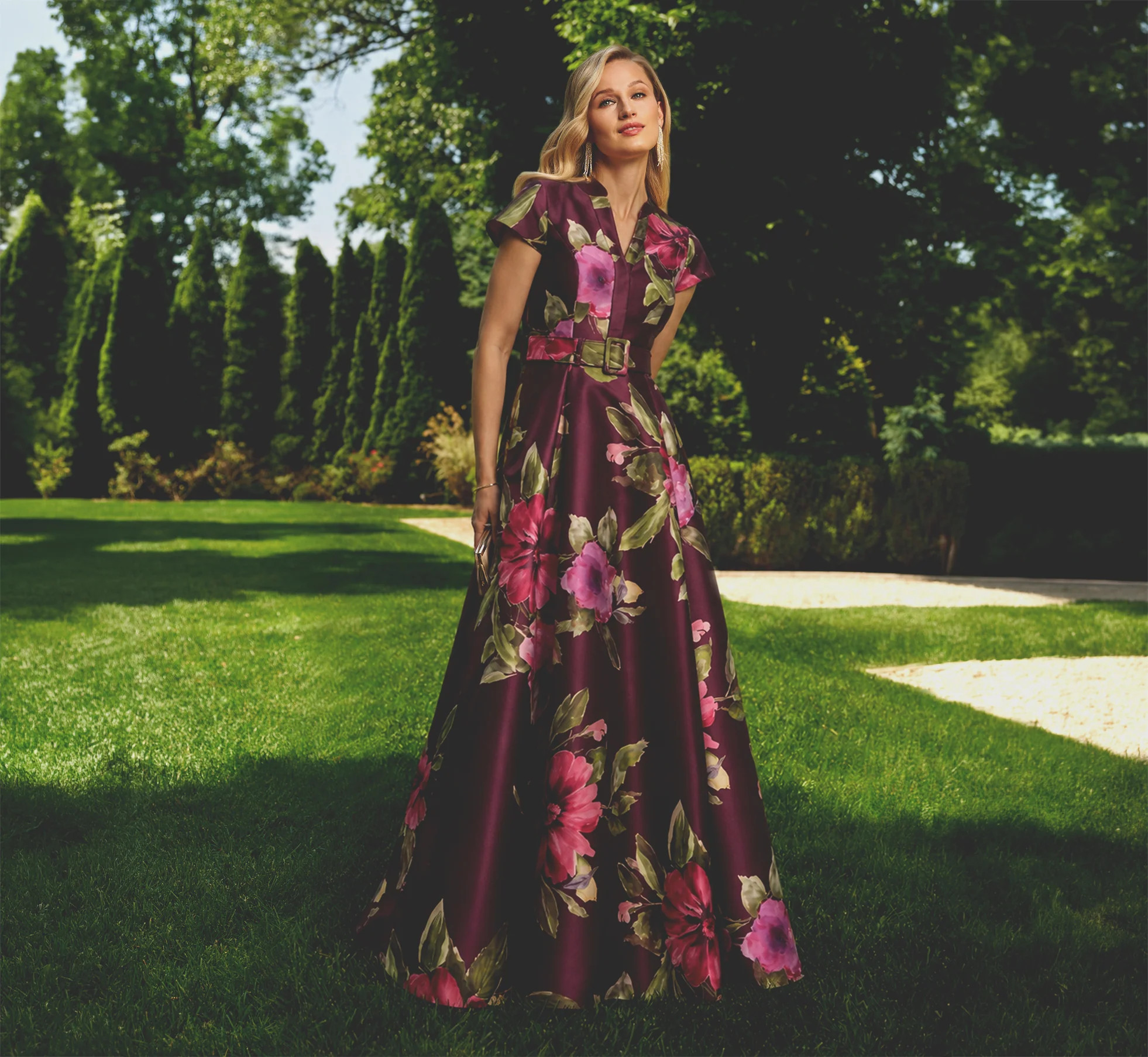 Short Sleeve Magnolia Floral Ballgown In Wine Multi | Adrianna Papell