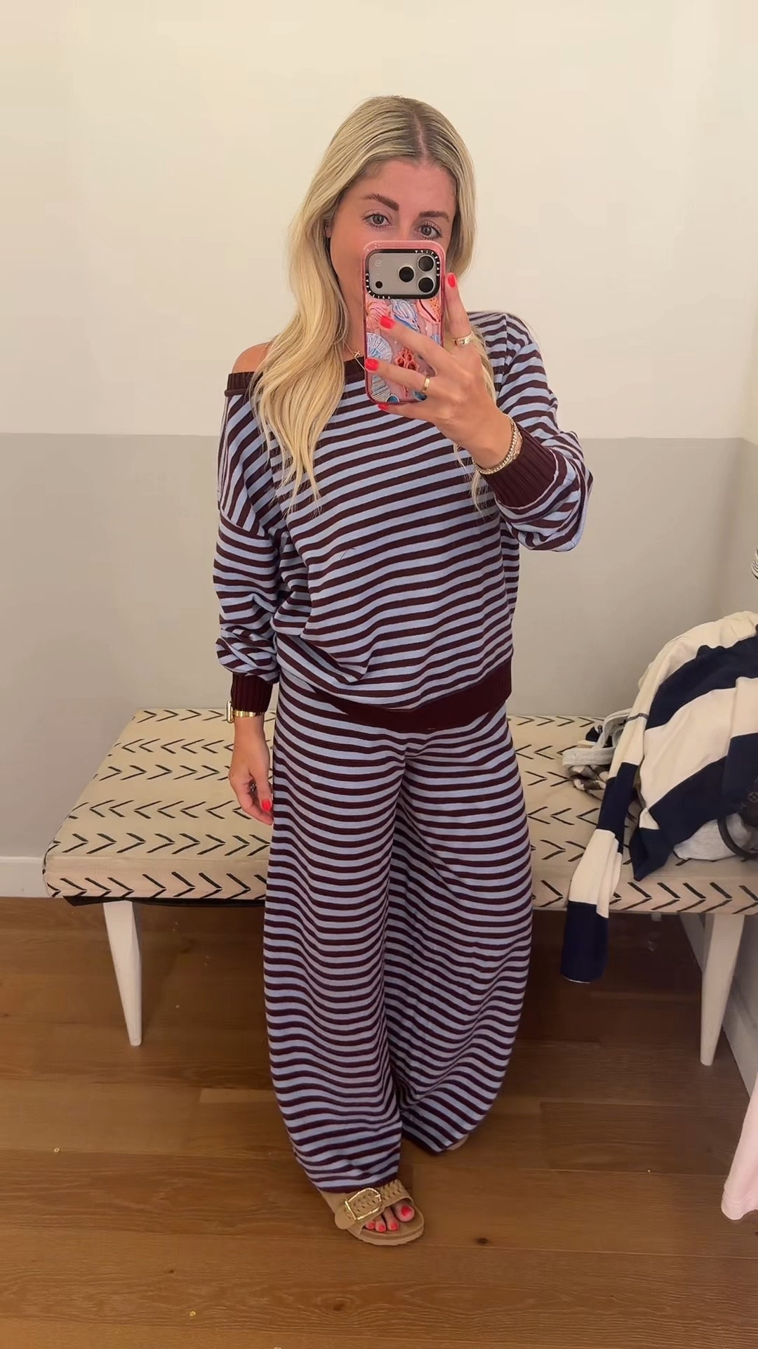 New @Aerie matching set ✨
Size small
Sandals tts
Fall fashion
