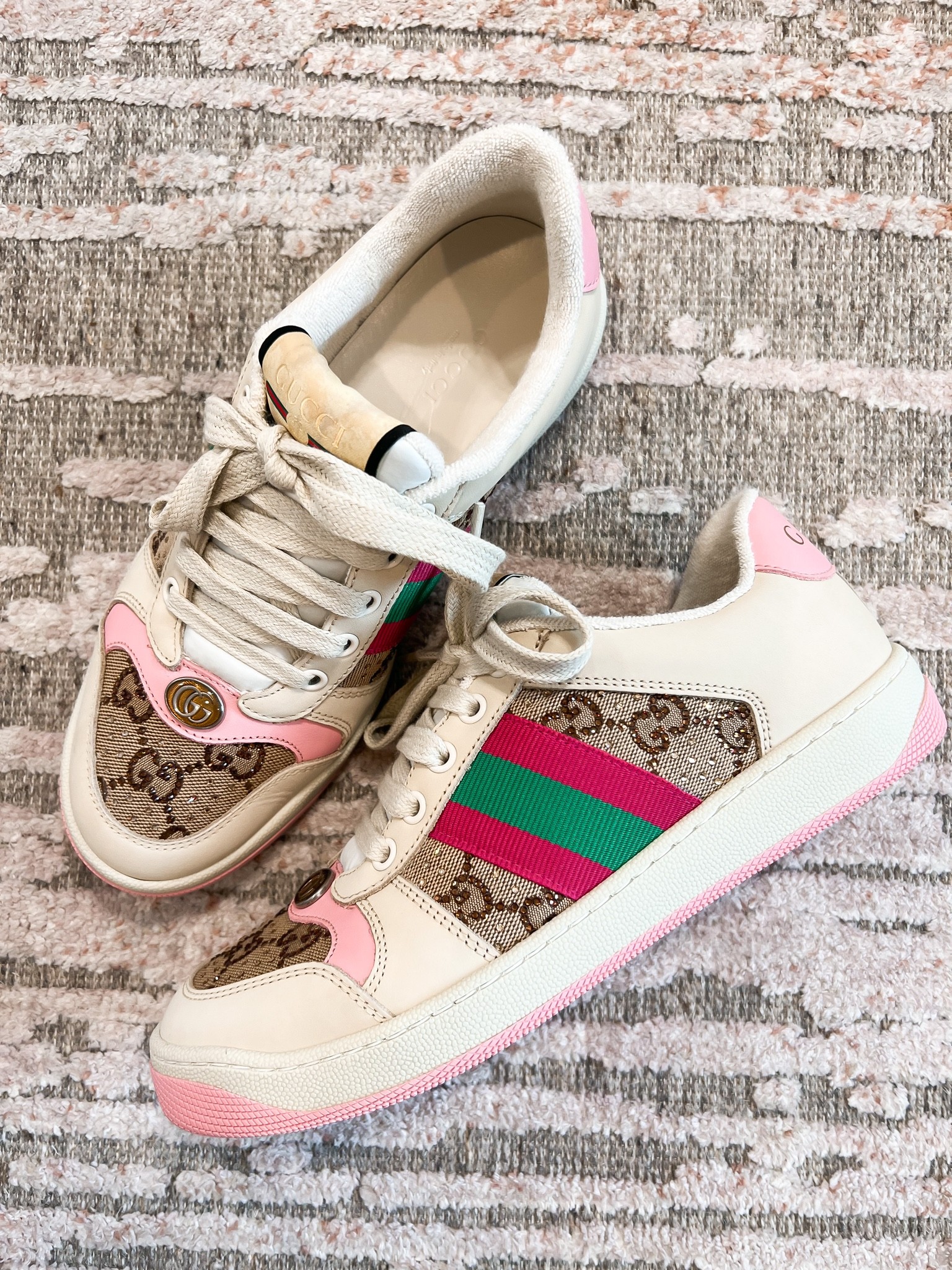 New Gucci tennis shoes 
Christmas wishlist 


#LTKshoecrush #LTKHoliday