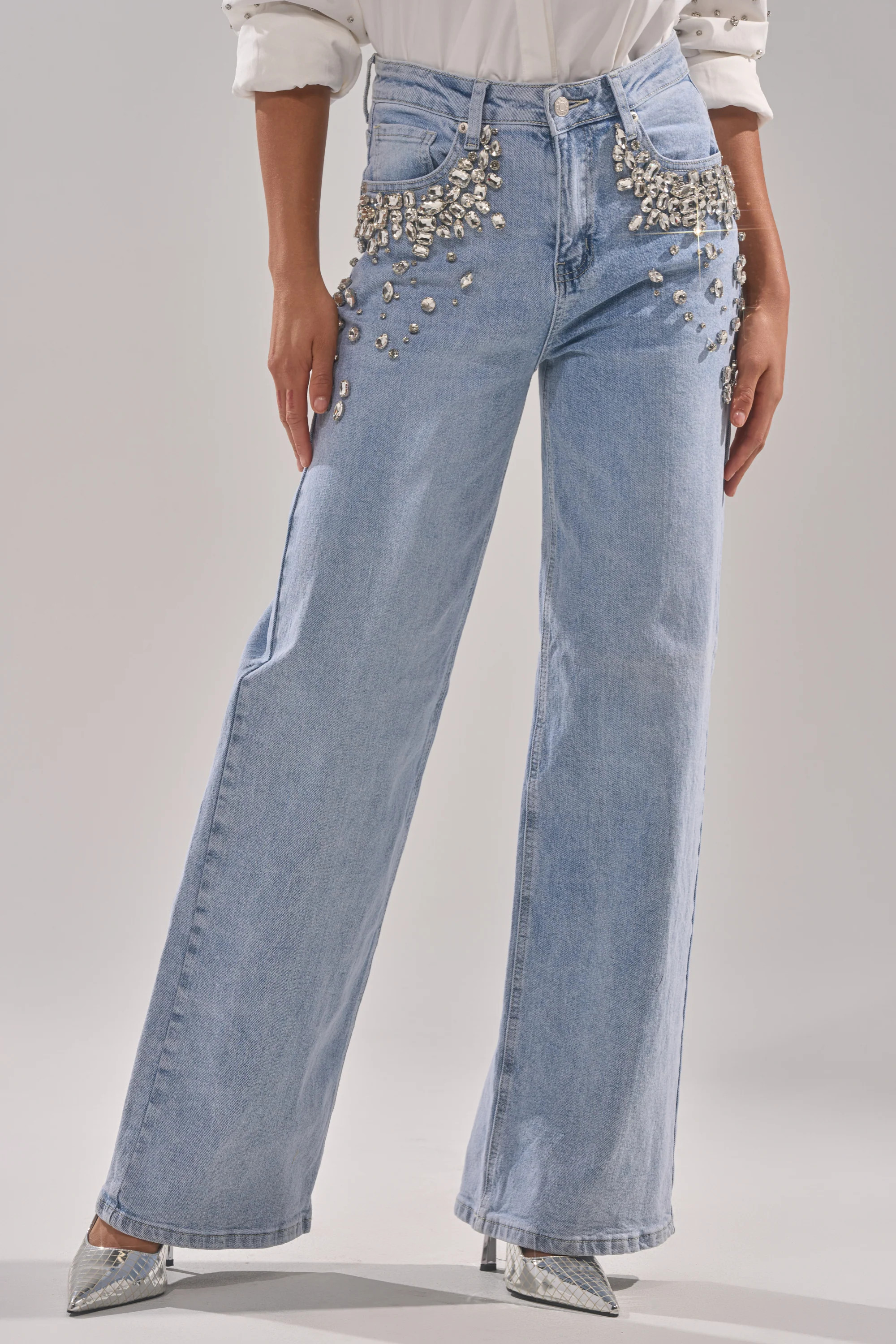 ITS THAT TIME EMBELLISHED RELAXED DENIM | AKIRA