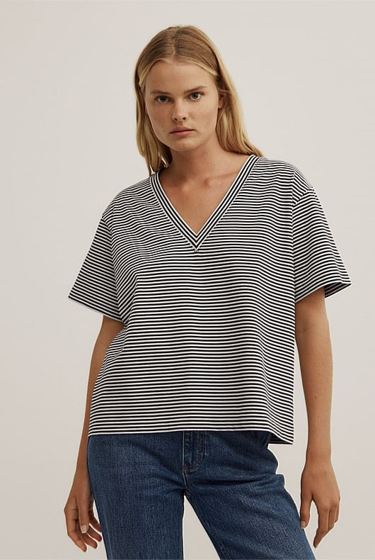 V Neck T-Shirt | Witchery (AU)