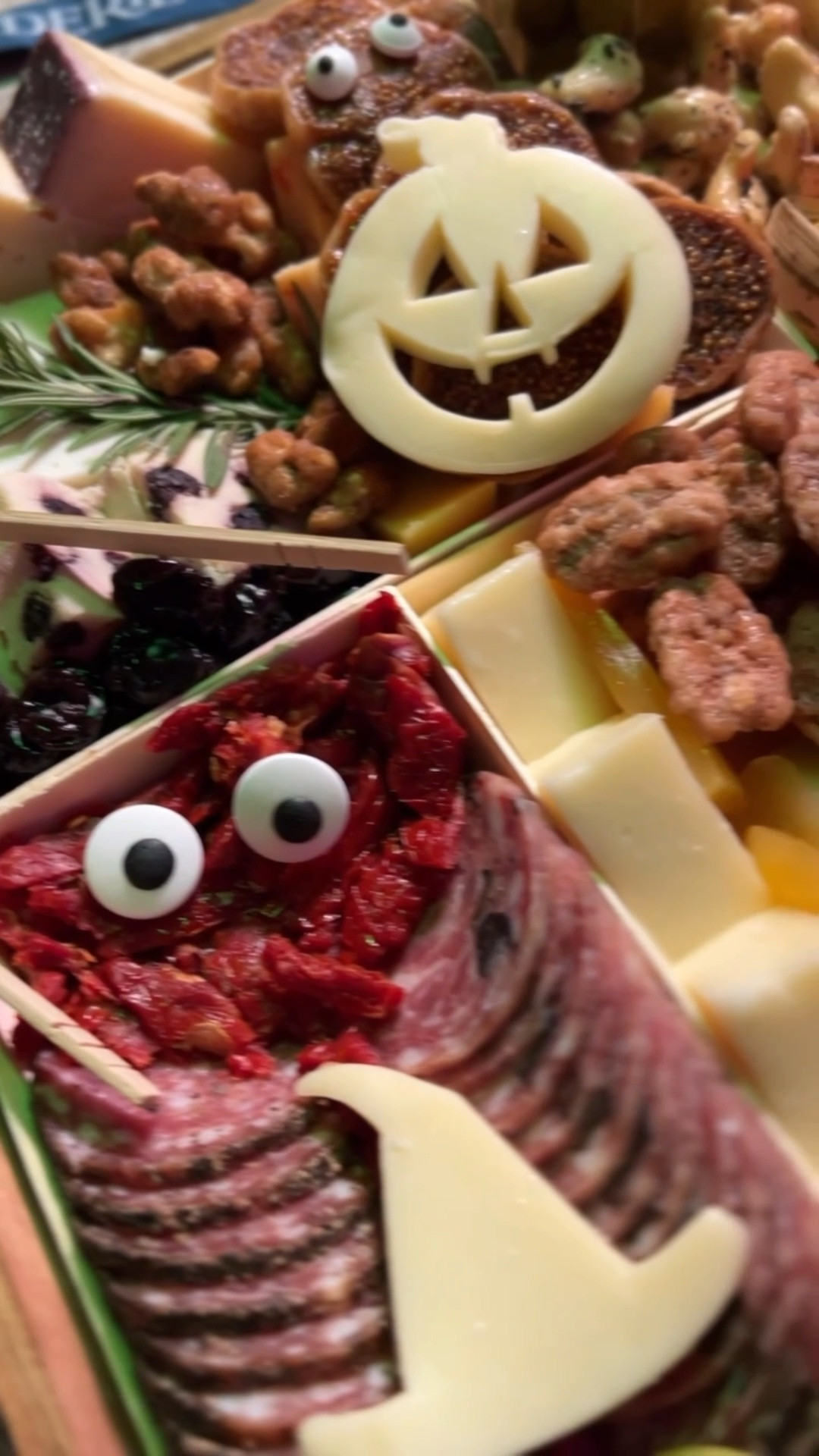 A char-BOO-terie board?! (w gluten free crackers!!) Count this witch in! 🧙🏼‍♀️ Thank you @boarderie for creating something so delicious, cute, and easy to host with, or take as a perfect guest gift! 

Y’all check them out below! 

🎃🎃🎃

halloween charcuterie board, halloween party ideas

#LTKVideo #LTKParties #LTKHalloween