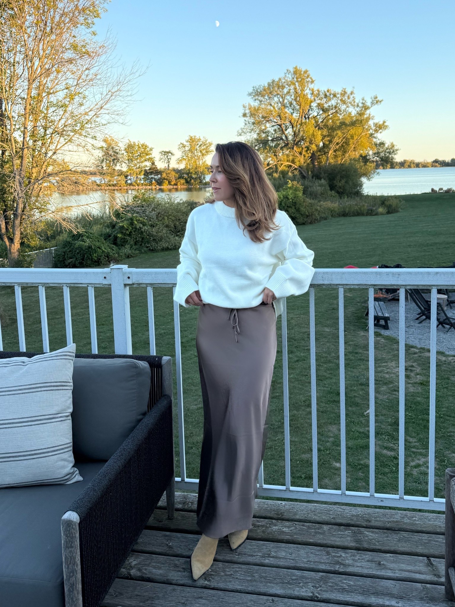 love a satin maxi skirt! 

#LTKcanada #LTKdatenight #LTKstyletip