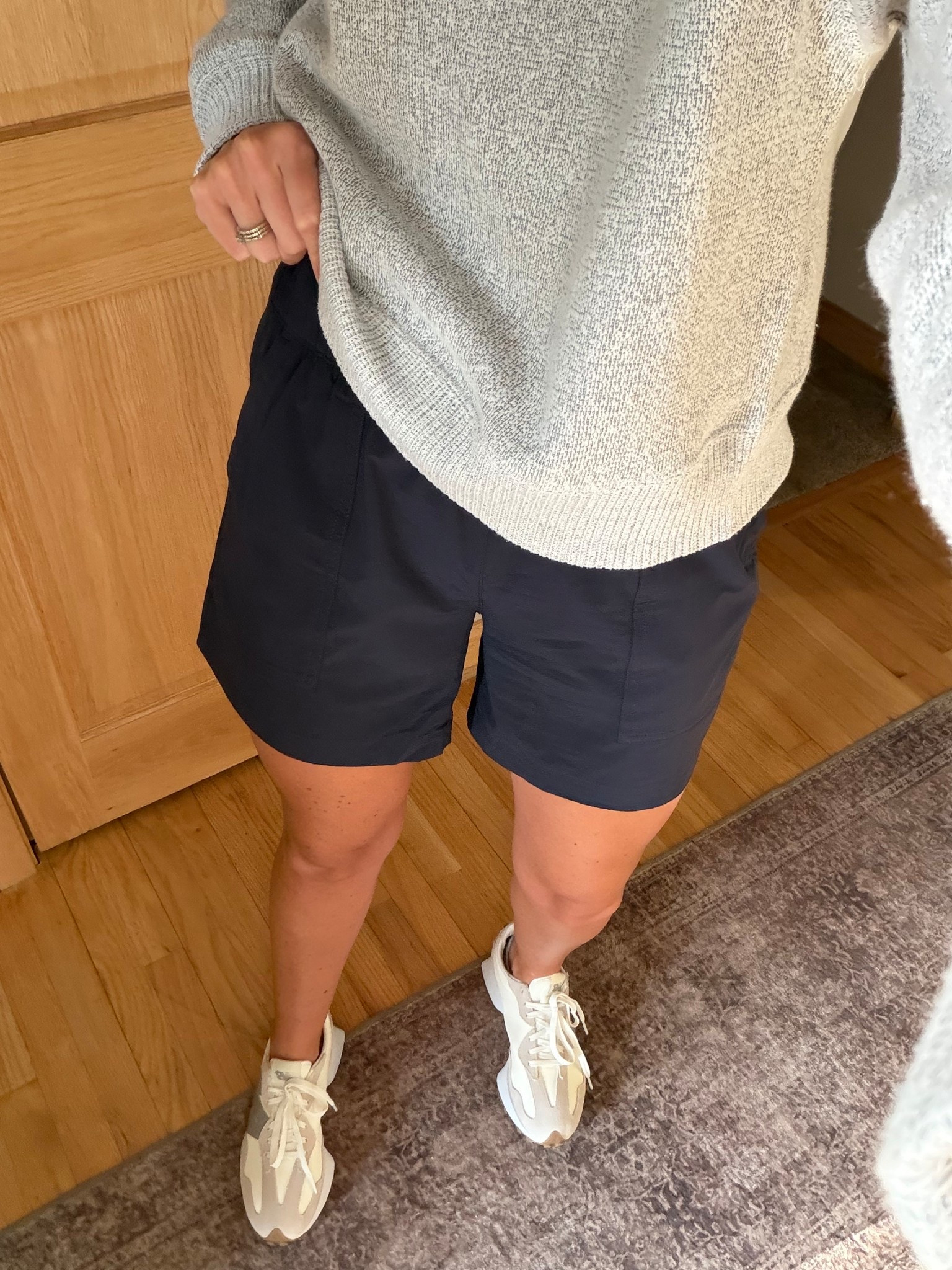 These awesome 5 inch athletic shorts are 20% off today! Size down. I’m in the xs and I’m a true size 4. 