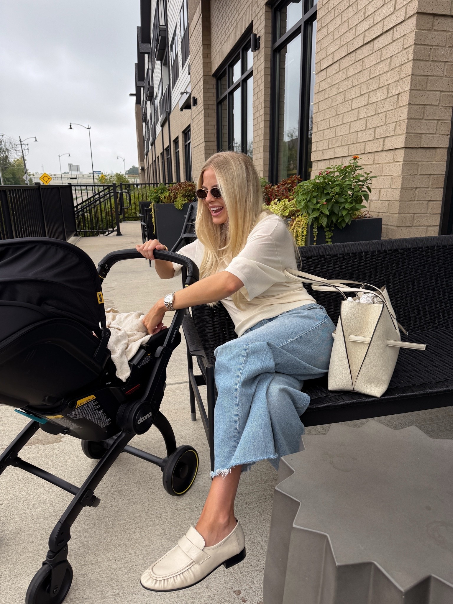 SIZE: small in top, 29 reg in jeans, shoes run tts! #kathleenpost

Postpartum outfit, fall transition outfit, casual chic look, loafer outfit

#LTKootd #LTKmomlife

#LTKBaby