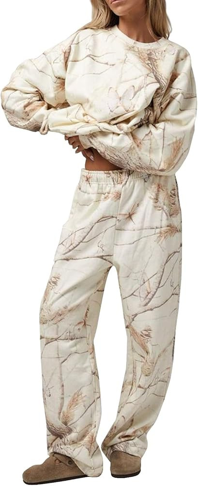 Sweat Suits for Womens Camo Hoodie 2 Piece Long Sleeve Crewneck Camo Sweatshirt Wide Leg Sweatpan... | Amazon (US)