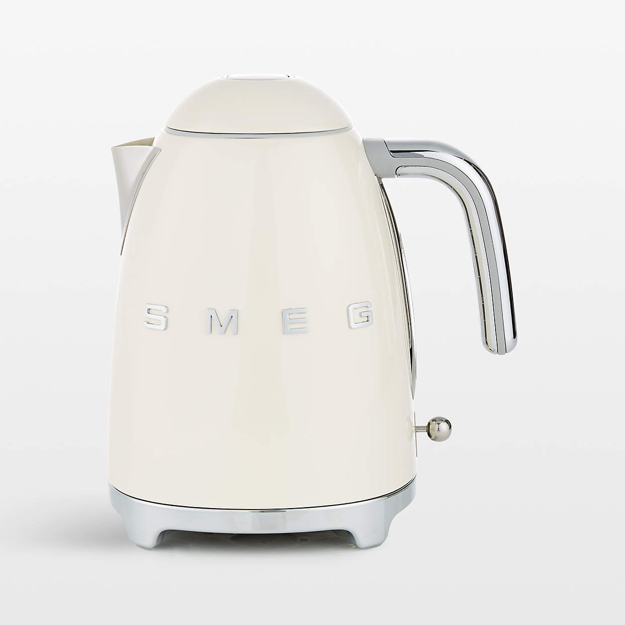 SMEG Cream Retro Electric Tea Kettle + Reviews | Crate & Barrel | Crate & Barrel