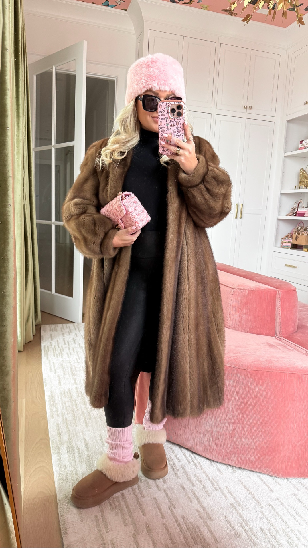 Pinterest girls are so cool! Love this binge fur!

#LTKmomlife #LTKgrwm #LTKdayinmylife