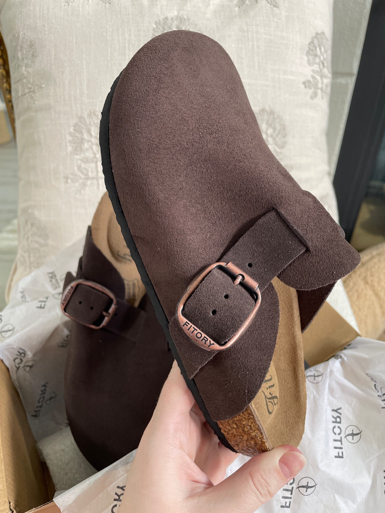 This mocha color is 🤌🏼🤎 
Fitory clogs 


#LTKSaleAlert