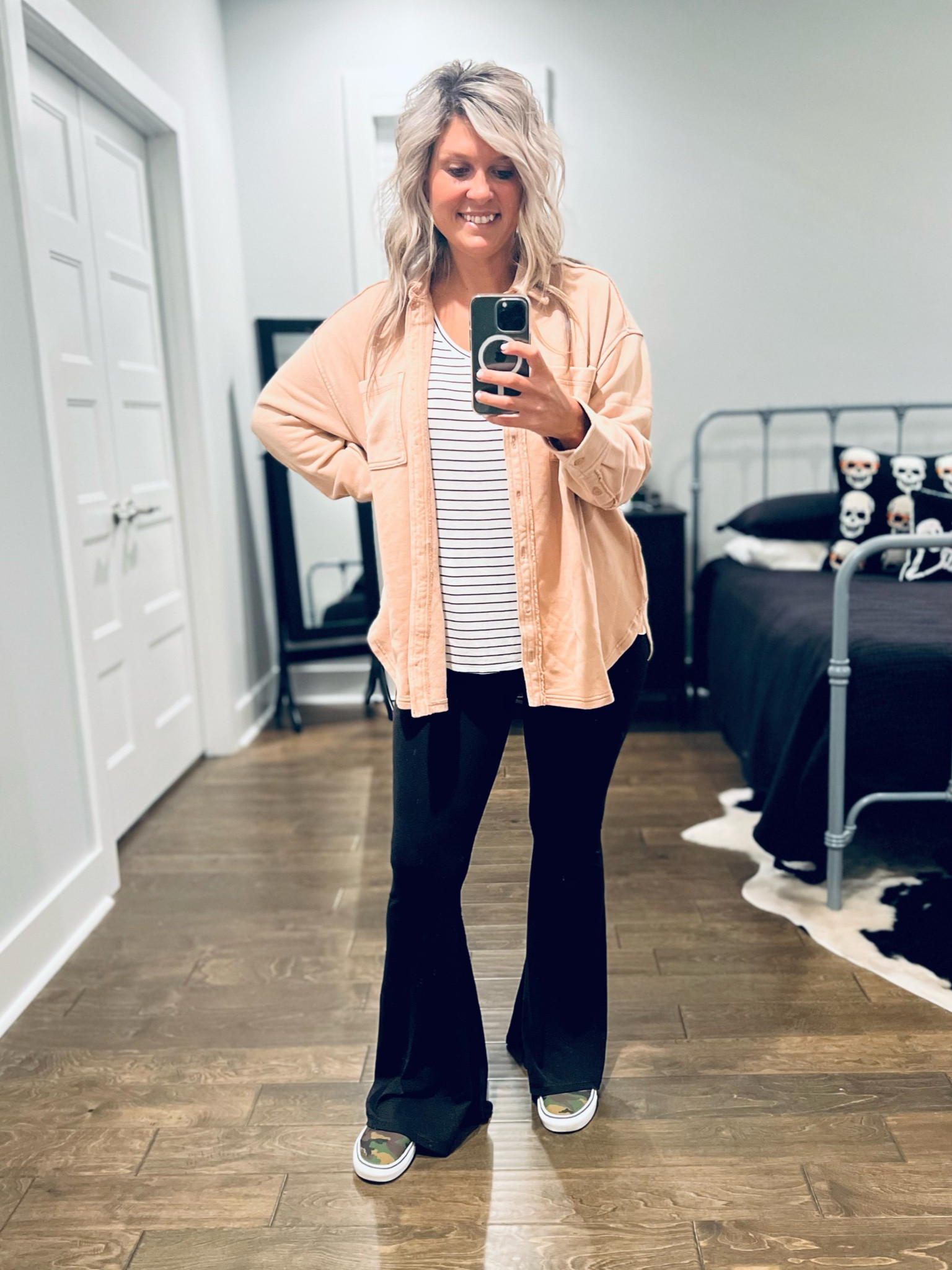 such a good outfit with mix match patterns && colors 🖤🤍

#LTKshoecrush #LTKstyletip #LTKfindsunder100