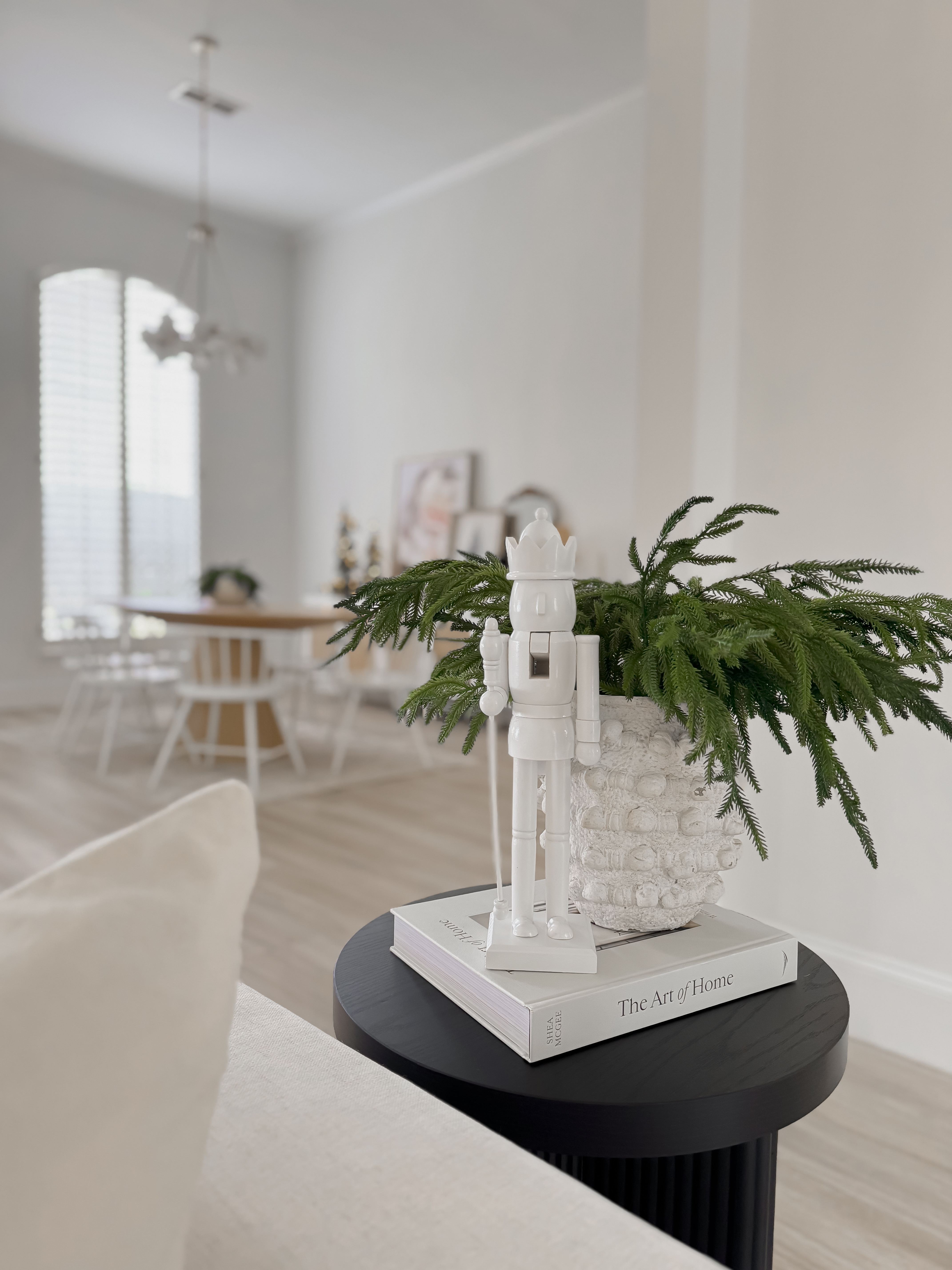 Found this nutcracker at Walmart under $10 

#LTKFindsUnder50 #LTKHome #LTKHoliday