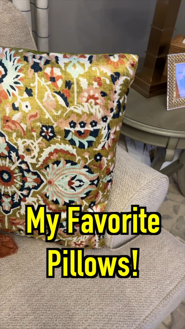 These pillows are 🔥!!!

#LTKfindsunder100 #LTKhome #LTKVideo