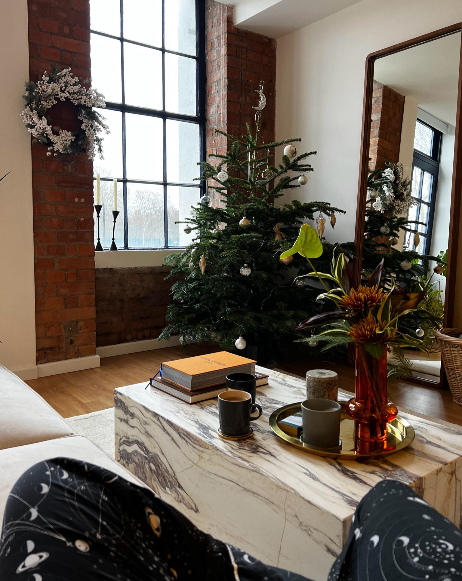 Soho home, Selfridges, Audo, Amazon, Louis vuitton, Alexander mcqueen, Anthropologie, Revolve, Etsy, Ebay, home interior, coffee table, home furniture, home decor, marble table, flower vase, table setting, home inspiration 

#LTKSeasonal #LTKhome #LTKeurope