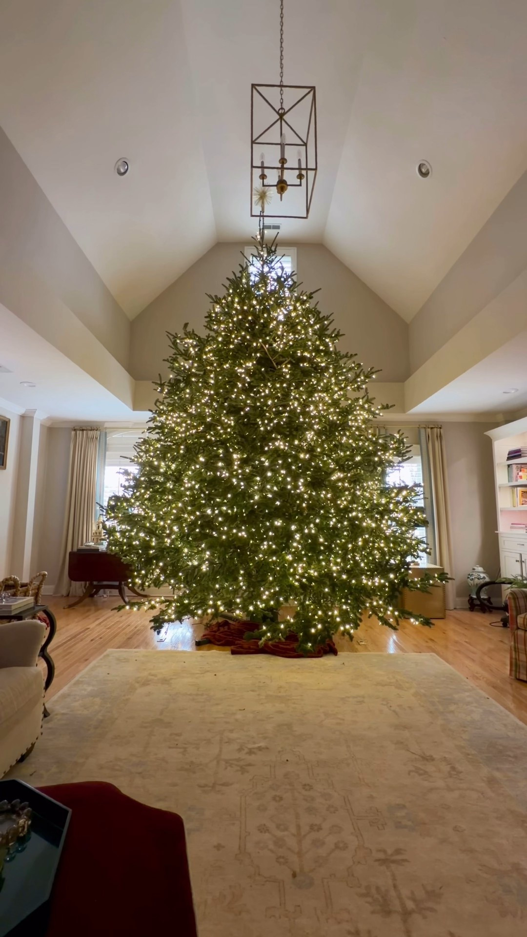 watch us decorate our 17FT Christmas tree 

#LTKHoliday #LTKHome