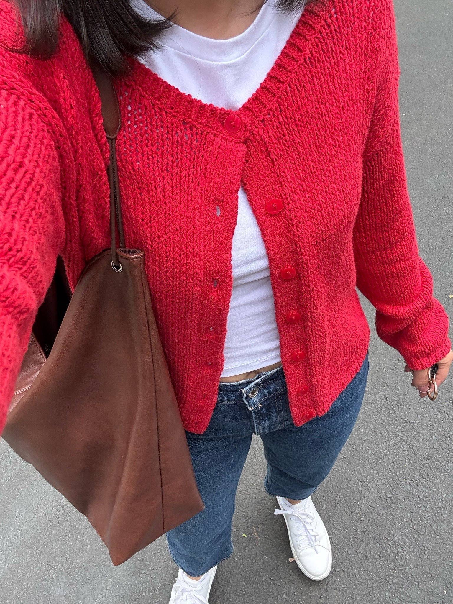 Size xs tops, 26 short jeans, sneakers are true to size. For reference I am:
5ft, 118lbs. 

Casual outfits
Petite outfits
Mom outfits
Petite jeans
Cropped jeans
Red sweater
Capsule wardrobe 
White sneakers

@abercrombie 
#abercrombiepartner

#LTKPetite #LTKSeasonal #LTKxAbercrombie