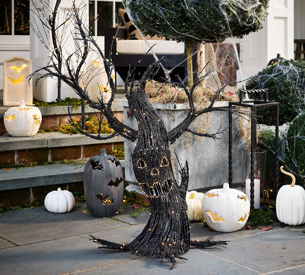 Lit Jack O'Lantern Willow Tree | Pottery Barn (US)