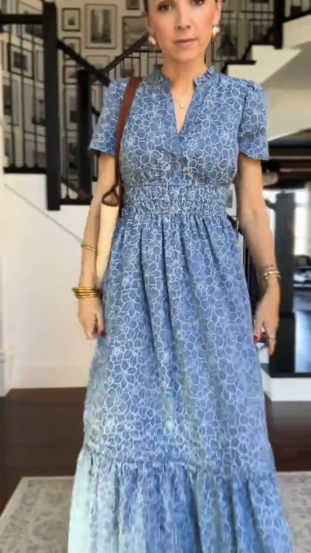 @Macys layered dress in such a beautiful floral! I am in a xs 

#LTKgrwm