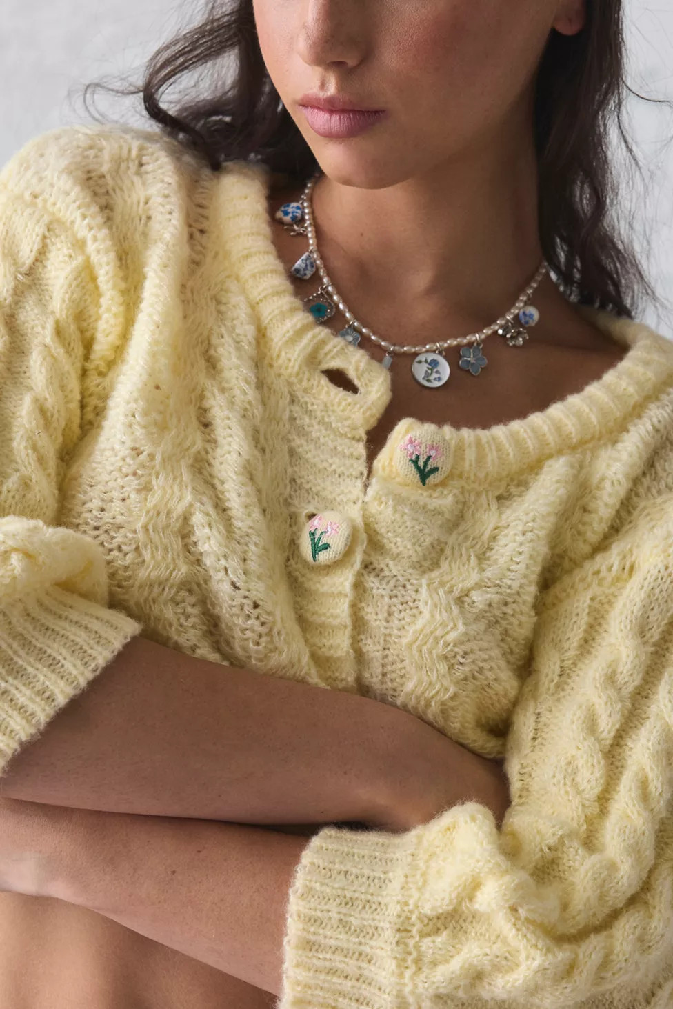 Kimchi Blue Maye Floral Button Short Sleeve Cardigan | Urban Outfitters (US and RoW)