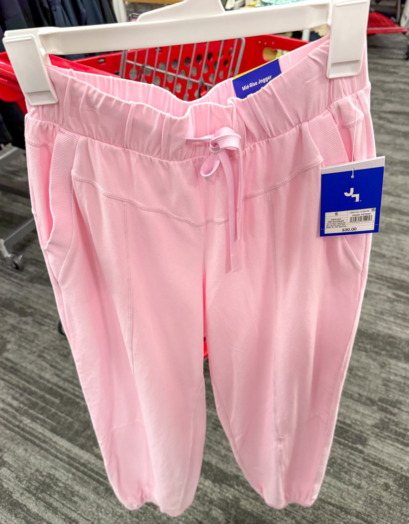 The comfiest Target joggers 💗 4 colors 

#LTKPlusSize #LTKootd #LTKMidsize