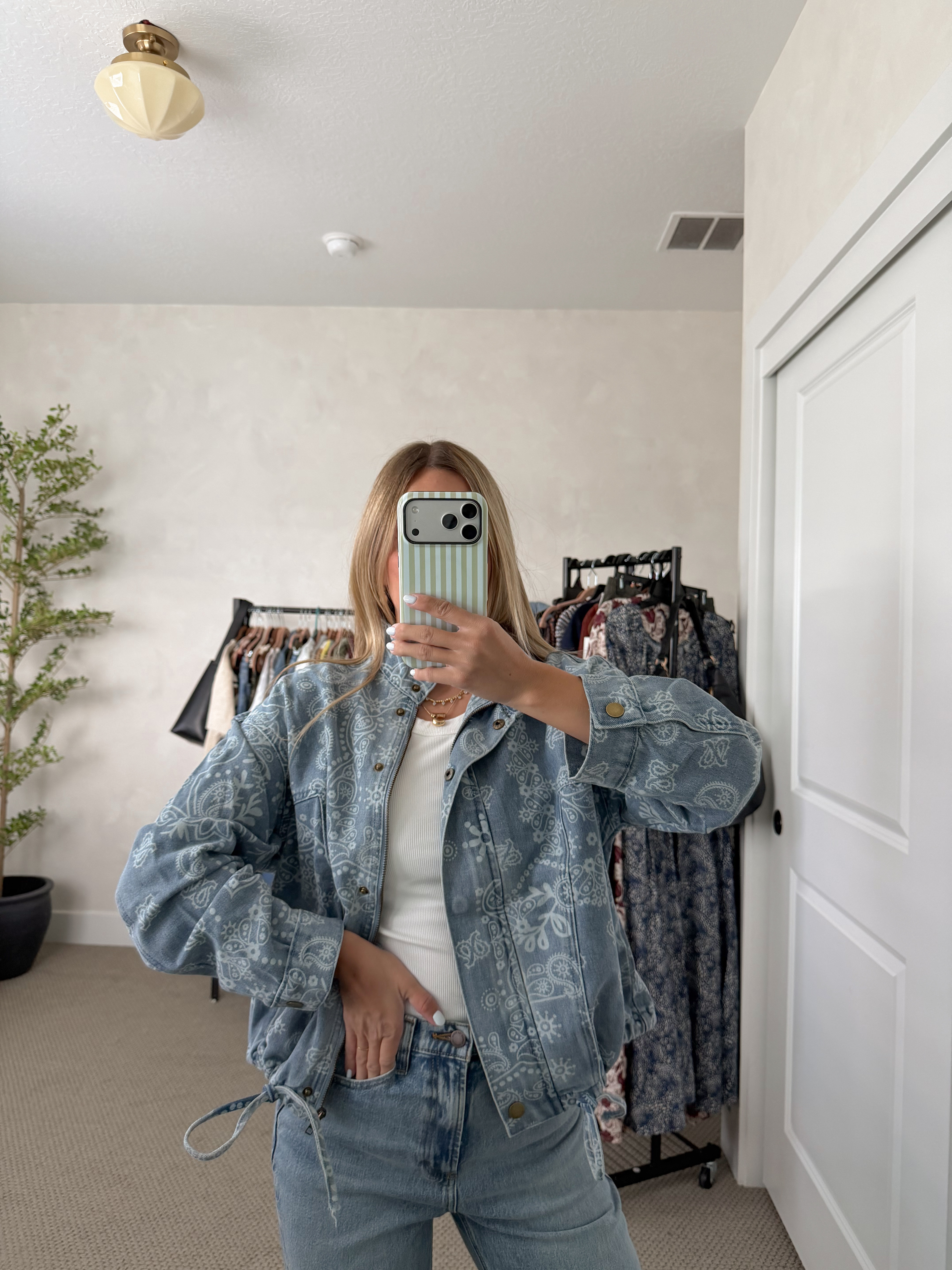 Early fall fashion 

 #LTKootd #LTKmomlife #LTKSeasonal