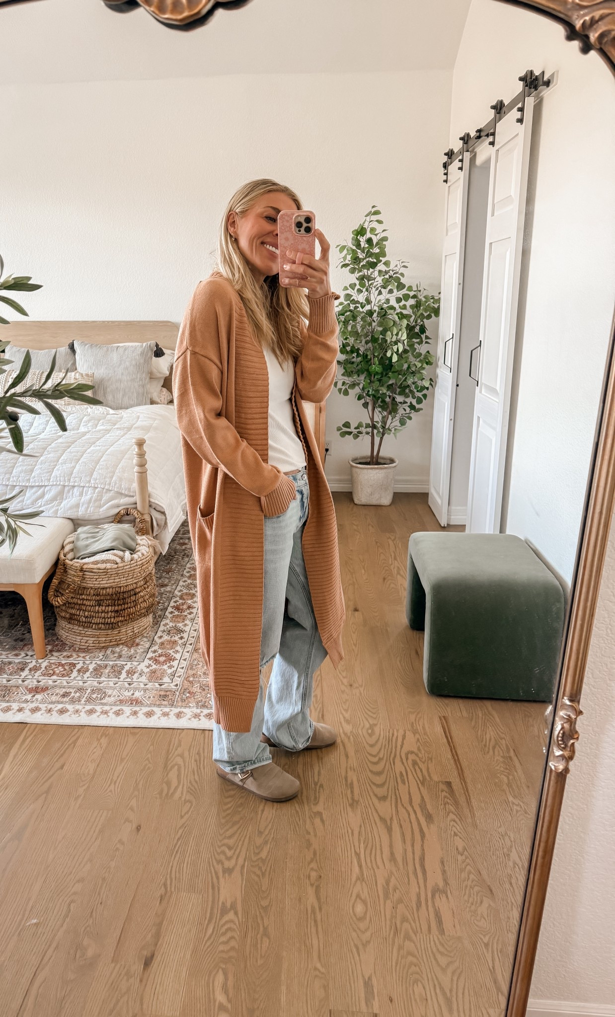 Long cardigan is from Amazon. Wearing large.  👏🏻

Sarah Joy, Amazon style, Amazon find, duster, outfit idea, dupe 

#LTKHoliday #LTKSeasonal #LTKOver40