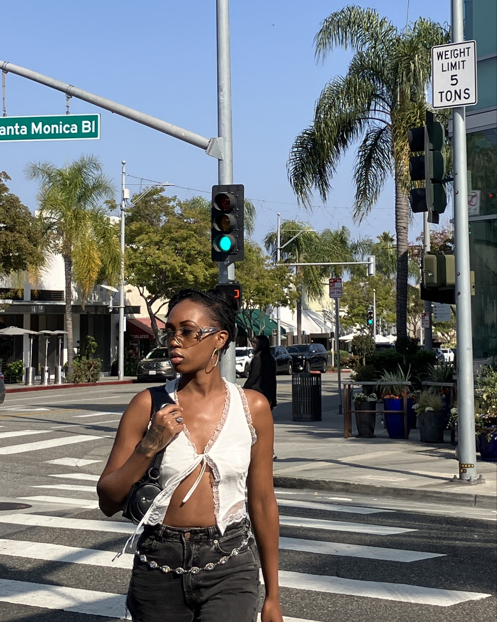 The perfect day to take this top for a spin🖤



#LTKStyleTip #LTKVideo #LTKOver40