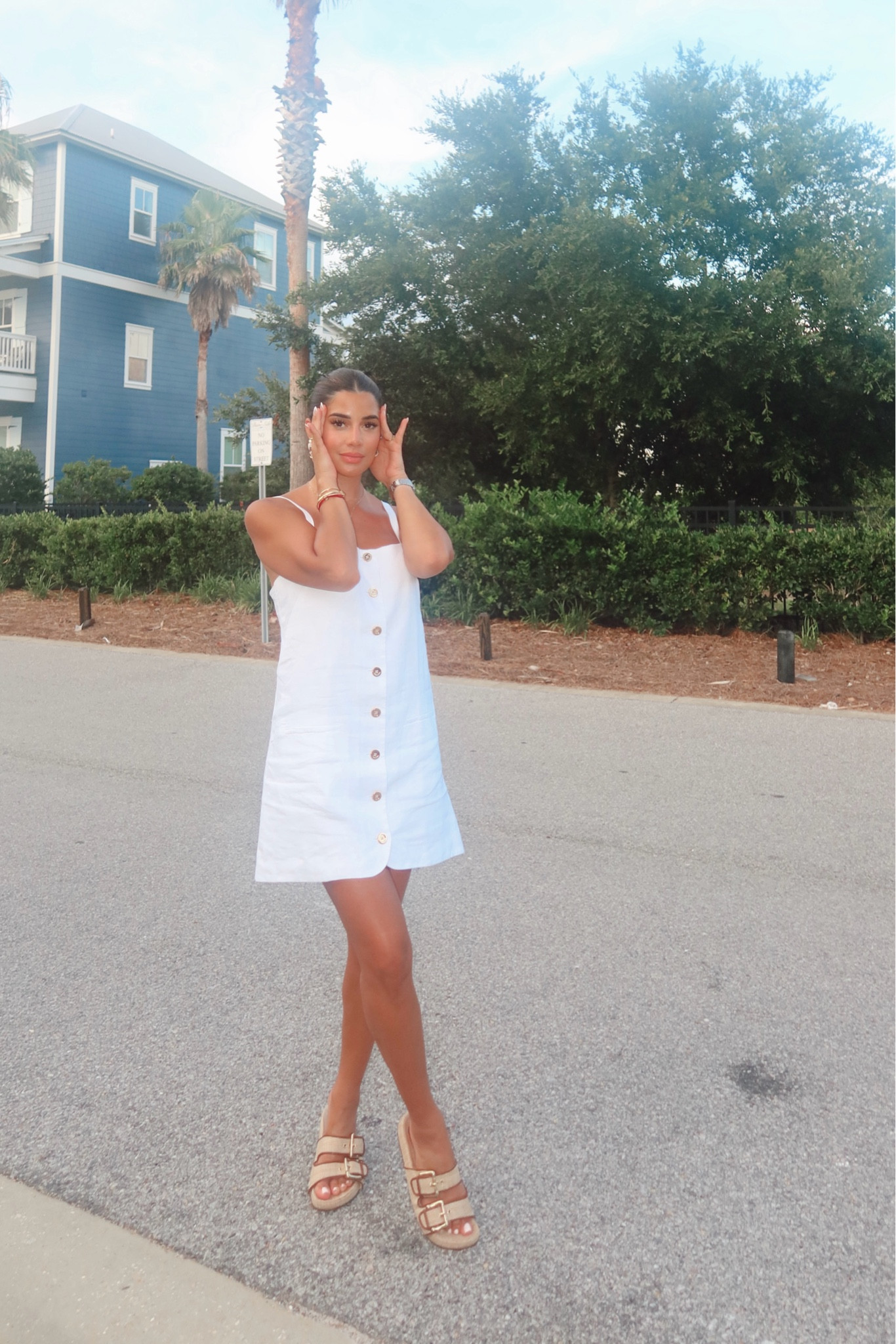 Im wearing size Small in this linen dress! 

#LTKStyleTip